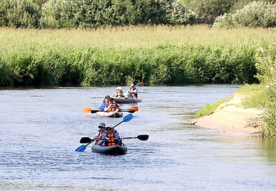 Водный туризм: сплавы по реке Птичь пользуются большой популярностью