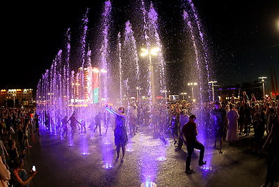 Танцующие фонтаны запустили в Витебске