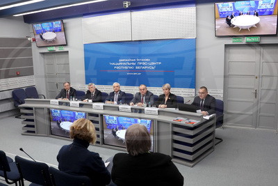 В Белпрессцентре состоялся видеомост "Минск-Москва" к 25-летию Союзного государства