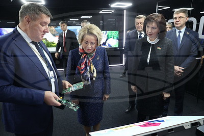 Матвиенко: у Беларуси и России есть все условия для достижения технологического лидерства