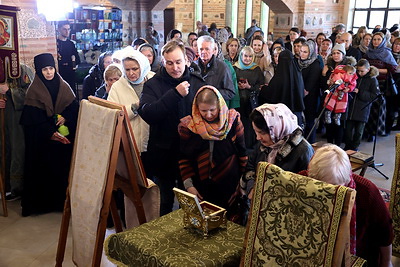 Ковчег с мощами святых Петра и Февронии доставили в Свято-Елисаветинский монастырь Минска
