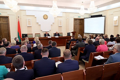 Депутаты на заседании комиссии обсудили вопросы ЖКХ