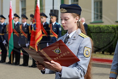 Молодые сотрудники СК приняли присягу в свой профессиональный праздник