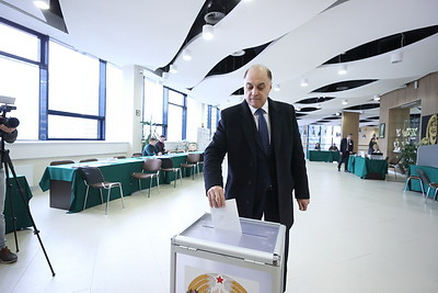Вольфович: участвуя в выборах, мы голосуем за наше будущее, независимость, безопасность