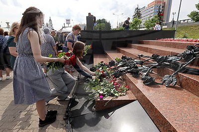 В Минске прошли памятные мероприятия к 25-й годовщине трагедии на Немиге