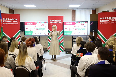 "Атмосфера потрясающая". В Витебском индустриально-технологическом колледже проходит "НЕскучная НЕлекция"