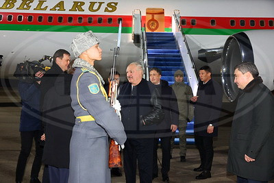 Лукашенко прибыл с рабочим визитом в Казахстан на саммит ОДКБ