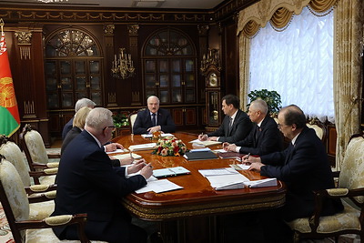 Лукашенко провел совещание по вопросам организации работы Палаты представителей