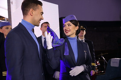 "Белавиа" презентовала новую форму бортпроводников