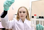 Первую в стране генно-инженерную вакцину для животных создает аспирантка ветакадемии в Витебске