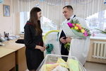 Подарок от Президента вручен витебчанке, родившей в первые минуты 2024 года