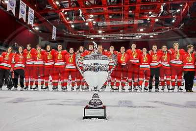 Хоккеисты Беларуси-U18 выиграли Кубок Президентского спортивного клуба в Минске