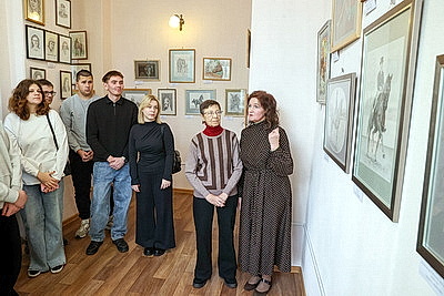 "Лошадь - человеку крылья!" Выставка творческих работ открылась в Гомеле