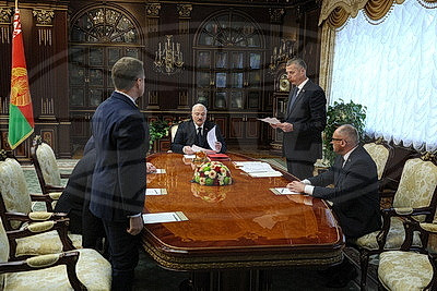 Лукашенко рассмотрел кадровые вопросы