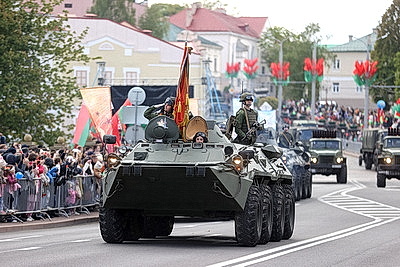 Парад, шествие "Беларусь помнит". Гродно празднует День Победы