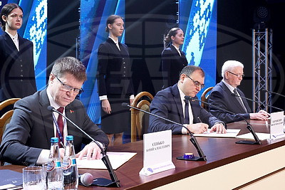 Генсоглашение между правительством, нанимателями и профсоюзами на 2025-2027 годы подписано в Беларуси