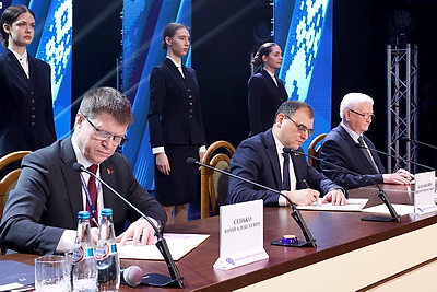 Генсоглашение между правительством, нанимателями и профсоюзами на 2025-2027 годы подписано в Беларуси