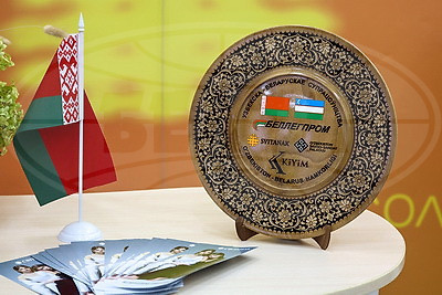 В товарообороте Беларуси и Узбекистана 16% приходится на легкую промышленность