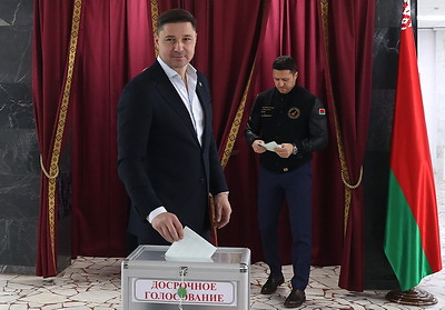 Белорусские хоккеисты проголосовали на выборах Президента