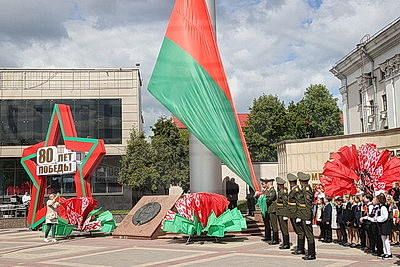 Крупко: когда видим наш флаг, слышим наш гимн, думаем о единстве народа и гордости за страну