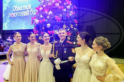 Талантливая молодежь собралась на областном новогоднем балу в Гомеле