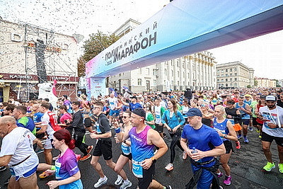Самый массовый забег года. 10-й Минский полумарафон собрал 25 тыс. любителей бега