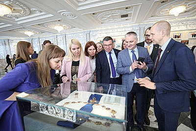 Экскурсия по Дворцу Независимости прошла для сотрудников агентства "Минск-Новости"