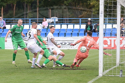 Футболисты "Ислочи" и "Гомеля" сыграли вничью на Чемпионате Беларуси