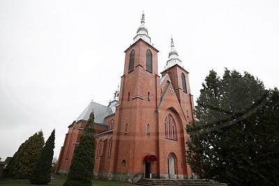 Достопримечательности. Костел святого Иоанна Крестителя