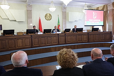В Витебском облисполкоме состоялось собрание делегатов ВНС