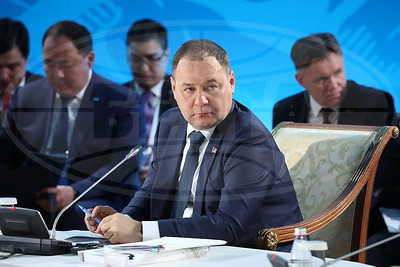 Головченко принял участие в заседании Евразийского межправсовета в расширенном составе