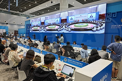 Саммит ШОС в Тяньцзине освещают более трех тысяч журналистов