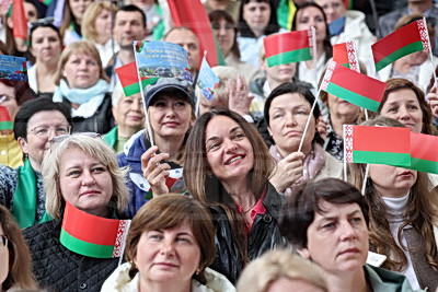 Торжественные мероприятия по случаю Дня народного единства состоялись в регионах Беларуси