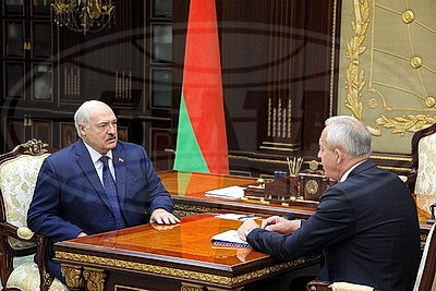 Лукашенко принял с докладом Сергеенко