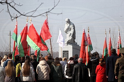 Митинг-реквием и присяга прокуроров. В Гродненском районе отдали дань памяти жертвам Хатыни