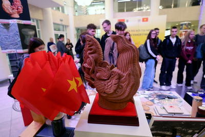 Из Ханоя - с любовью. В Минске презентовали самобытную культуру Вьетнама