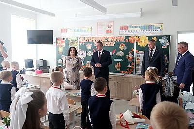 Образование - важнейший приоритет государства. Турчин открыл начальную школу в Слуцке
