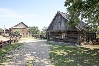 Туристические маршруты Заславля: этнографический комплекс и музей мифологии