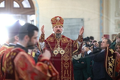 Крестный ход и божественная литургия в честь 125-летия Гродненской епархии прошли в Гродно