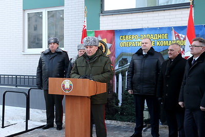 Хренин: в 2025 году будет построено и сдано более 700 арендных квартир для военнослужащих