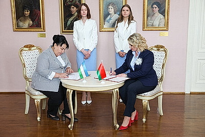 Представители союза женщин Беларуси и Узбекистана подписали меморандум о взаимопонимании
