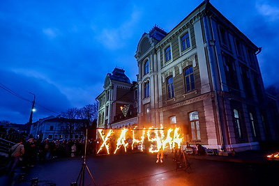 Иудеи всего мира празднуют Хануку