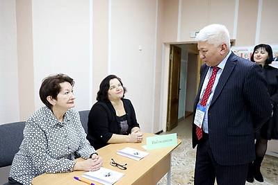 Международные наблюдатели посетили участки для голосования в Орше