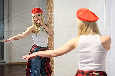 Сложный номер и эмоциональная песня. Как идет подготовка Анастасии Кравченко к "Интервидению"