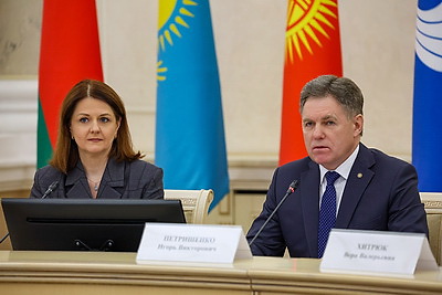 "Обеспечить безбарьерную среду и реализовать таланты". Как развивается инклюзивная культура в СНГ