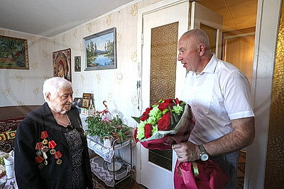 Ветерана Великой Отечественной войны Раису Сидлову поздравили в Гродно