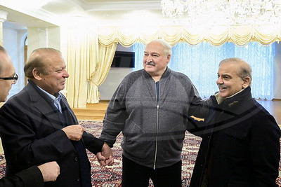 Лукашенко и Шахбаз Шариф провели неформальную встречу