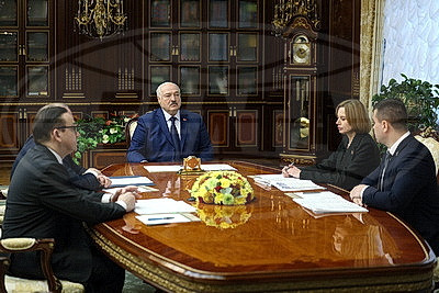 Лукашенко заслушал доклад по вступительной кампании
