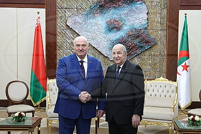Встреча Лукашенко с Президентом Алжира Теббуном проходит во дворце "Эль-Мурадия"