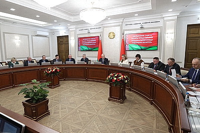 Сергеенко: законопроекты экономического блока следует подготавливать в максимально короткие сроки